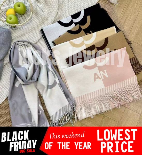 Designer scarves winter scarves color-blocked scarves vintage classic scarves/shawls stylish and classic women's cashmere long shawls warm scarves, birthday gifts
Designer scarves winter scarves color-blocked scarves vintage classic scarves/shawls stylish and classic women's cashmere long shawls warm scarves, birthday gifts