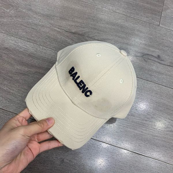 Designer Baseball cap women Embroidered Peaked hat For Men And Women Ball Caps With Letters For travelling caps man Hat With Torn Brim Hats sun casquette, A-14
Designer Baseball cap women Embroidered Peaked hat For Men And Women Ball Caps With Letters For travelling caps man Hat With Torn Brim Hats sun casquette, A-14