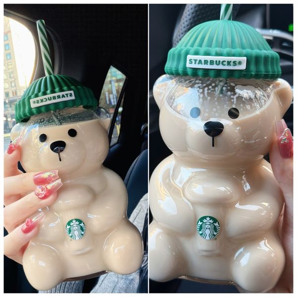 Designer 20oz Star bucks Green Glass Bear Cup Straw Cute Transparent Tumbler With Hat For Iced Coffee Cold Drink New Year Gifts Luxury Water Bottle L260601