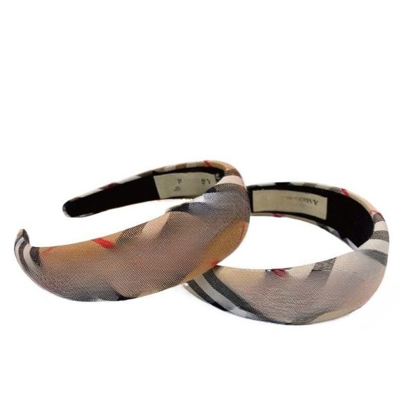 Brand Classic Checkered Headband for Women Girl Designer Headbands Elastic Letter Headband Luxury High Quality with Logo Wholesale
Brand Classic Checkered Headband for Women Girl Designer Headbands Elastic Letter Headband Luxury High Quality with Logo Wholesale