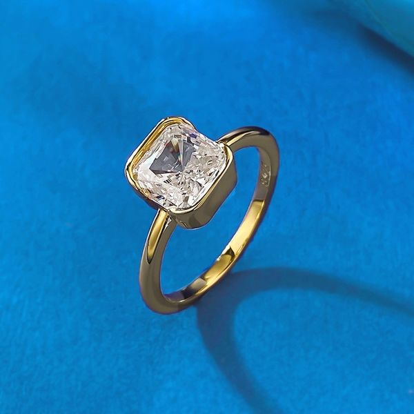 Best selling 2025 Chic 925 Silver 18k Yellow Gold Plated Lab-grown Diamond Radiant Cut Luxury Unique Jewelry For Couple Finger Ring
Best selling 2025 Chic 925 Silver 18k Yellow Gold Plated Lab-grown Diamond Radiant Cut Luxury Unique Jewelry For Couple Finger Ring