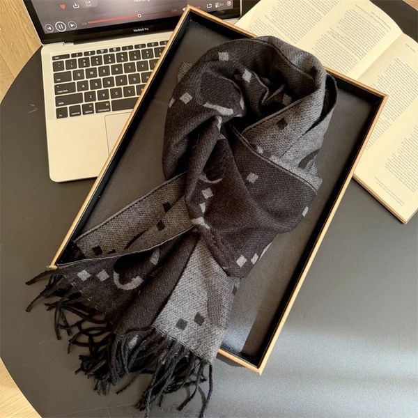 Designer Scarf Women Letter Scarves Winter Warm Scarf Double Sided Printed Wool Scarves Men Shawl