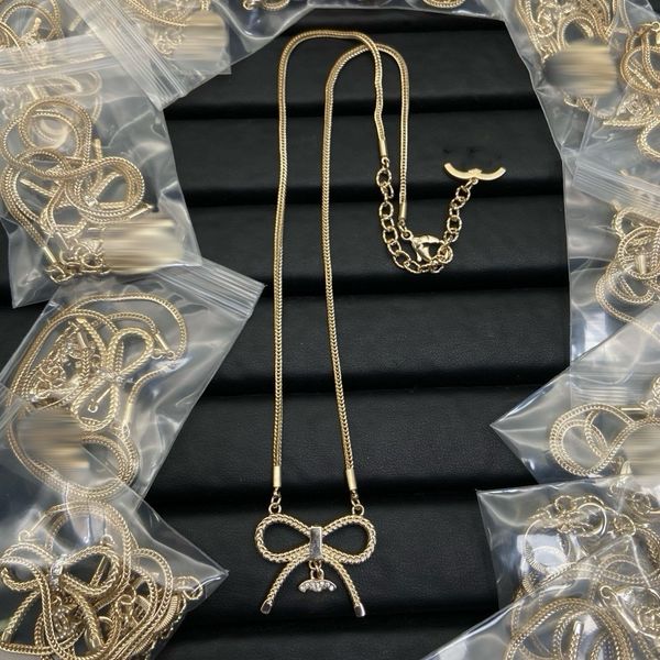 2023-Luxury Lock Gold Necklaces Baroque Designer Chain Bracelets Cuba Link Jewelry Sets Gift Classic X Pearl Necklace Pendant 0002
2023-Luxury Lock Gold Necklaces Baroque Designer Chain Bracelets Cuba Link Jewelry Sets Gift Classic X Pearl Necklace Pendant 0002