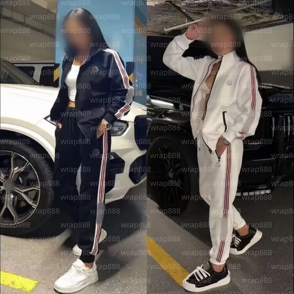 Women' Sportswear Hoodies Sweatpants Long Sleeve Pullover 2 piece set women designer Ladies casual suits new style fashion lapel jogger sportswear ladies tops, 28color
Women' Sportswear Hoodies Sweatpants Long Sleeve Pullover 2 piece set women designer Ladies casual suits new style fashion lapel jogger sportswear ladies tops, 28color