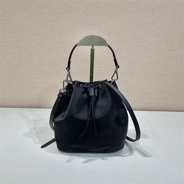 10A new evening bag high quality handbag large capacity Canvas tote beach bag bucket bag Steeple stamp Handmade Genuine Leather...A1, A3
10A new evening bag high quality handbag large capacity Canvas tote beach bag bucket bag Steeple stamp Handmade Genuine Leather...A1, A3
