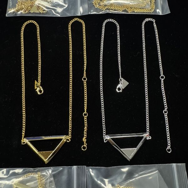 Luxury Designer Necklace Set Vintage Jewelry Selection Earrings Party Business Wedding Gift Classic Pendant Set 0235
Luxury Designer Necklace Set Vintage Jewelry Selection Earrings Party Business Wedding Gift Classic Pendant Set 0235