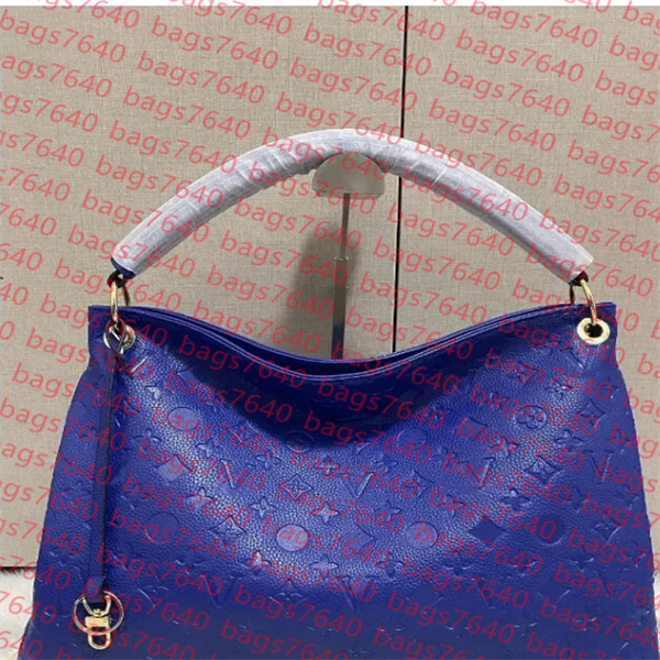 2024 Top Quality Genuine Leather Bags Women Embossing Handbags Shoulder Messenger Bags PETIT PALAIS Tote GRAND PALAIS Satchel 001, 5#
2024 Top Quality Genuine Leather Bags Women Embossing Handbags Shoulder Messenger Bags PETIT PALAIS Tote GRAND PALAIS Satchel 001, 5#