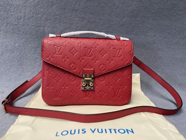 Luxurys Designer Cr…