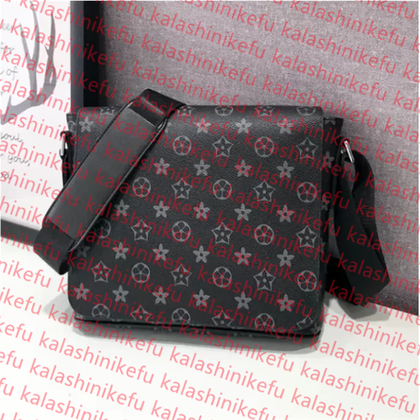 fashion trio outdoor Waistpacks Luxury Designer Bag M69443 M30830 Womens satchel mens Clutch handbag CrossBody Totes bumbag Chest pack, 5#
fashion trio outdoor Waistpacks Luxury Designer Bag M69443 M30830 Womens satchel mens Clutch handbag CrossBody Totes bumbag Chest pack, 5#