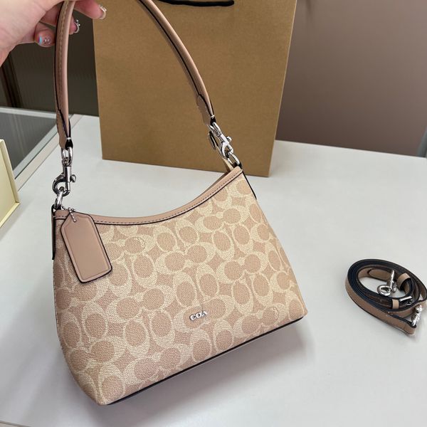 Designer Giolio Bag Large Luxury Bag Genuine Leather Top Quality Women Tote Bags Classic Letter Print Leather Outdoor Bag Multiple Colors For Travel Shoulder Bag 117, Dlive
Designer Giolio Bag Large Luxury Bag Genuine Leather Top Quality Women Tote Bags Classic Letter Print Leather Outdoor Bag Multiple Colors For Travel Shoulder Bag 117, Dlive