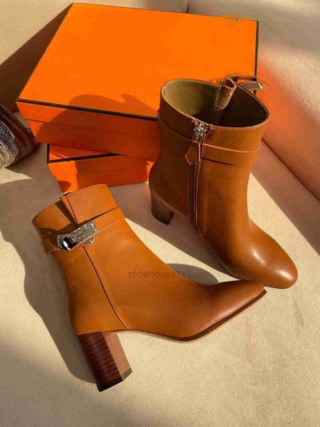 Boots Women S Ankle Boot Lug Booties Shoe Elegant Famous Brands Chunky Heels Brand Designer Lady Party Wedding Combat Black Brown Leather With Box Dust Bag