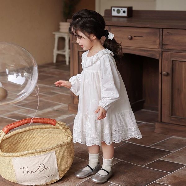 D781 Chic Sustainab… - image