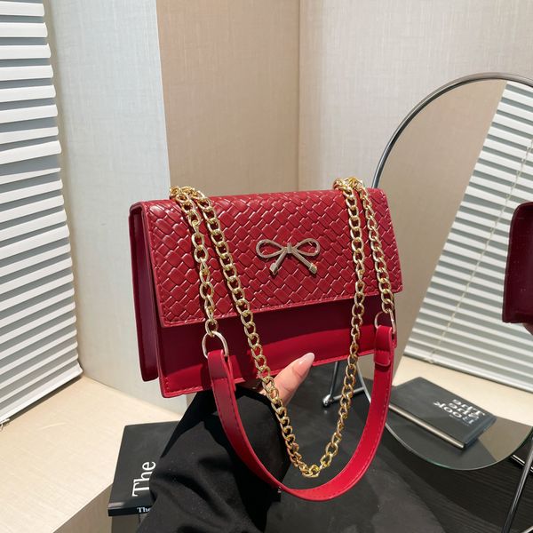 designer bag Elegant Woven Texture Mini Crossbody Bag with Metal Bow Clasp 2025 Spring Collection Women's Fashion Chain Strap Shoulder Purse, Red
designer bag Elegant Woven Texture Mini Crossbody Bag with Metal Bow Clasp 2025 Spring Collection Women's Fashion Chain Strap Shoulder Purse, Red