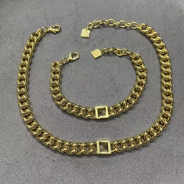 Luxury necklace, earring set, letter jewelry gift, wedding, business entertainment, vintage jewelry 0348
Luxury necklace, earring set, letter jewelry gift, wedding, business entertainment, vintage jewelry 0348