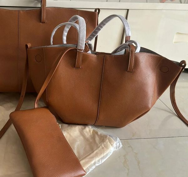Fashion Women Moon bag Crossbody Designer Messenger High Quality Leather Shoulder Bag Simple Handbag 08, Red
Fashion Women Moon bag Crossbody Designer Messenger High Quality Leather Shoulder Bag Simple Handbag 08, Red