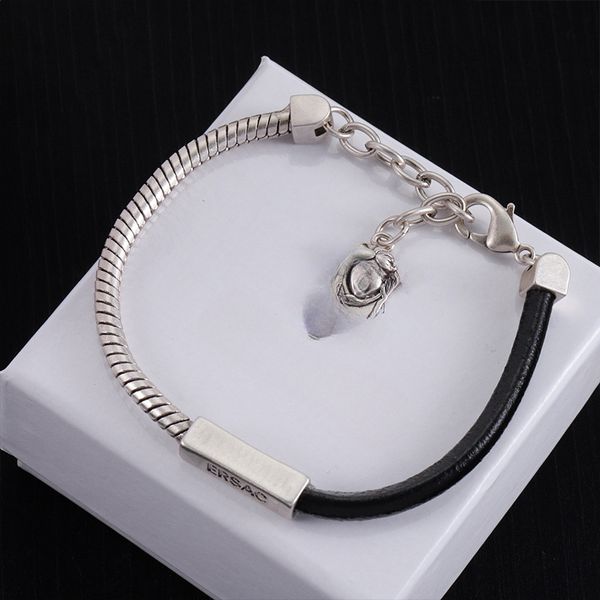 Luxury Medusa Pendant Necklace 18K Gold Plated Men's Chain Banshee Portrait Jewelry
Luxury Medusa Pendant Necklace 18K Gold Plated Men's Chain Banshee Portrait Jewelry