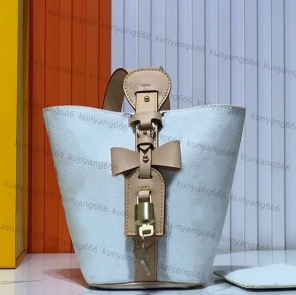 Tote All In Bucket …