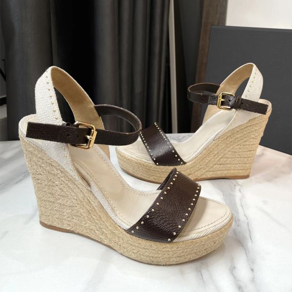 Wedges Woman Design…