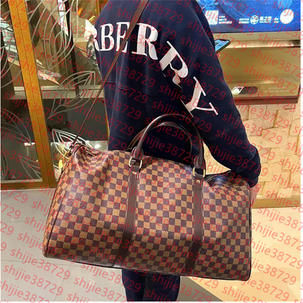 55CM Leather designer men Duffel Bags Suitcases luggage Sport Outdoor Packs shoulder Travel bags messenger bag Totes bags Unisex handbags 2024, #1
55CM Leather designer men Duffel Bags Suitcases luggage Sport Outdoor Packs shoulder Travel bags messenger bag Totes bags Unisex handbags 2024, #1
