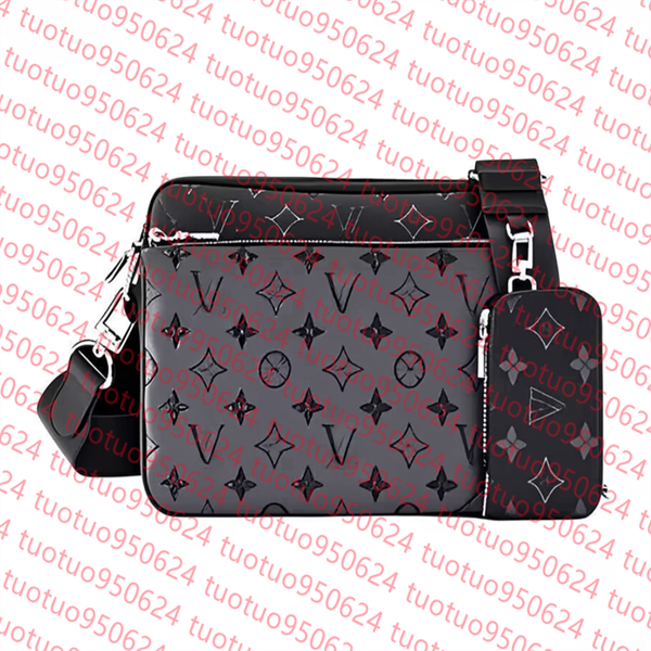 2023 Handbags Men Leather TRIO Messenger Bags Luxury Shoulder Bag Make up Bag Designer Handbag Tote Man's bag, Brown
2023 Handbags Men Leather TRIO Messenger Bags Luxury Shoulder Bag Make up Bag Designer Handbag Tote Man's bag, Brown