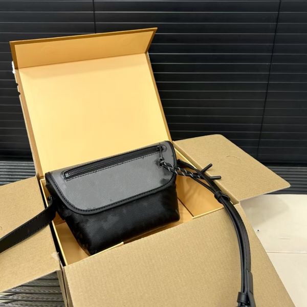 2025 men's diagonal cross bag designer waist chest bag waist bag shoulder bag waist bag men's daily printed leather, Red
2025 men's diagonal cross bag designer waist chest bag waist bag shoulder bag waist bag men's daily printed leather, Red