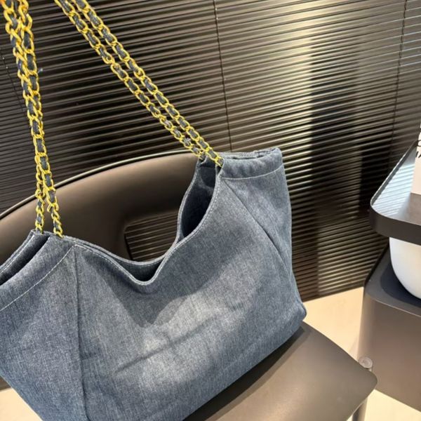 Women handbag designer handbag shoulder bag medium size handbag letter bag shopping bag woman 10A, No1
Women handbag designer handbag shoulder bag medium size handbag letter bag shopping bag woman 10A, No1