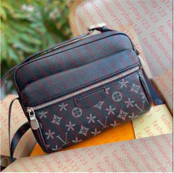 fashion trio outdoor Waistpacks Luxury Designer Bag M69443 M30830 Womens satchel mens Clutch handbag CrossBody Totes bumbag Chest pack Leath, 18#
fashion trio outdoor Waistpacks Luxury Designer Bag M69443 M30830 Womens satchel mens Clutch handbag CrossBody Totes bumbag Chest pack Leath, 18#