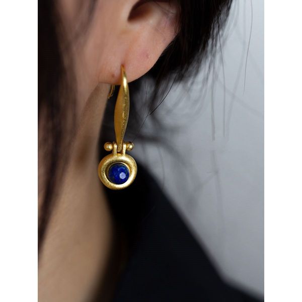 Vintage 18K Gold Plated Synthetic Lapis Chunky Ring Lazuli Ear Drop Dangles Long Earrings Jewelry Set Blue Stone Choker Necklaces Retro Jewelry Accessories
Vintage 18K Gold Plated Synthetic Lapis Chunky Ring Lazuli Ear Drop Dangles Long Earrings Jewelry Set Blue Stone Choker Necklaces Retro Jewelry Accessories