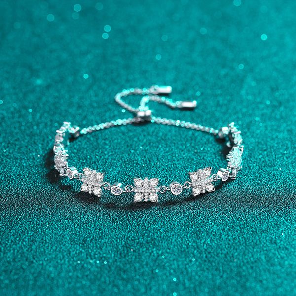 925 Sterling Silver Moissanite Adjustable Bracelet for Women with PT950 Plating Elegant Pull Chain Jewelry
925 Sterling Silver Moissanite Adjustable Bracelet for Women with PT950 Plating Elegant Pull Chain Jewelry