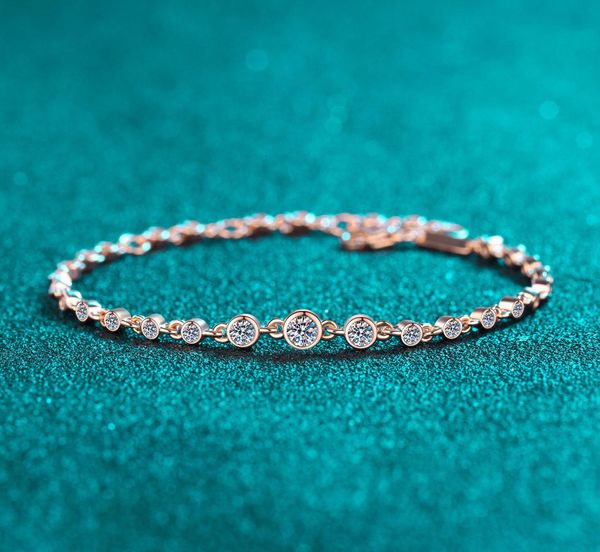 Sophisticate Your Style with This Charming 925 Silv' Necklace Featuring Radiant Moiss'te Beads
Sophisticate Your Style with This Charming 925 Silv' Necklace Featuring Radiant Moiss'te Beads