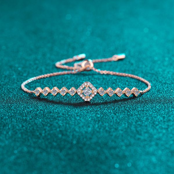 925 Sterling Silver Moissanite Bracelet Adjustable Chain Simple Geometric Design Elegant Jewelry
925 Sterling Silver Moissanite Bracelet Adjustable Chain Simple Geometric Design Elegant Jewelry