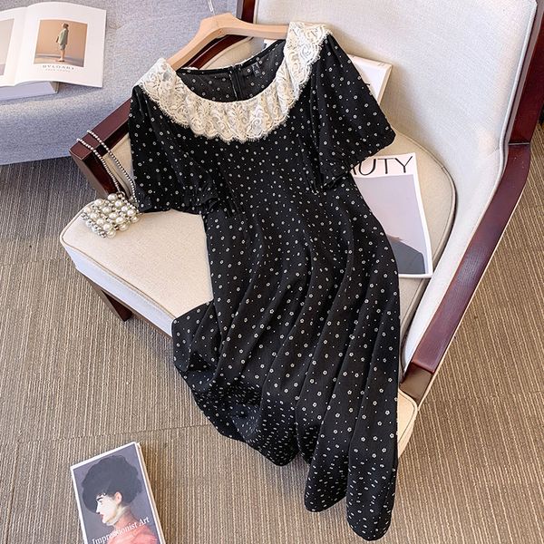 Plus size, summer slightly mm floral dress, cover flesh and showing slimness, lace patchwork skirt 3409, Black
Plus size, summer slightly mm floral dress, cover flesh and showing slimness, lace patchwork skirt 3409, Black
