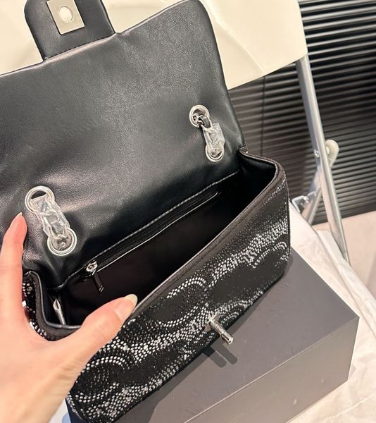 Bright diamond Handbags Shoulder Bag Purses Women Shoulder Bag Genuine Leather Crossbody Bag the tote shoulder tote wallet Wholesale Retail Black, #8
Bright diamond Handbags Shoulder Bag Purses Women Shoulder Bag Genuine Leather Crossbody Bag the tote shoulder tote wallet Wholesale Retail Black, #8