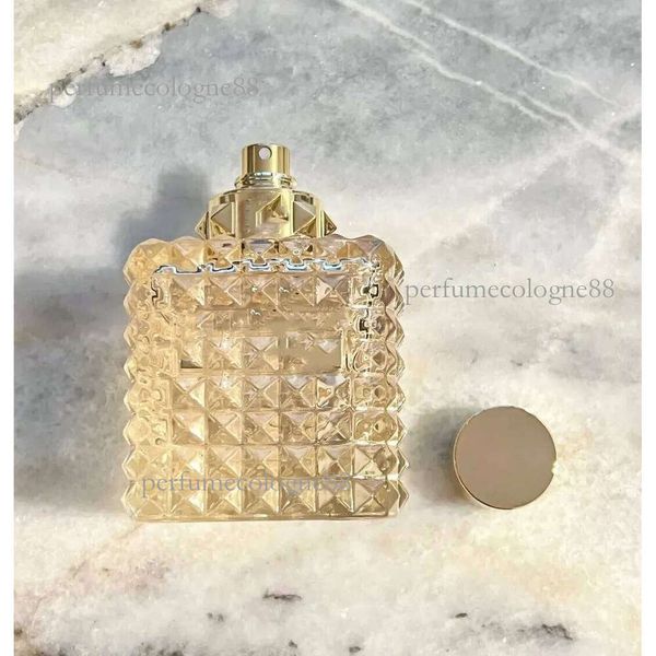 perfume cologne Born in Roma intense Perfume Coral sy The Gold Men Women fragrance Cologne 100ml Eau De Parfum Long Lasting ral Spray US stock drop shipping
perfume cologne Born in Roma intense Perfume Coral sy The Gold Men Women fragrance Cologne 100ml Eau De Parfum Long Lasting ral Spray US stock drop shipping