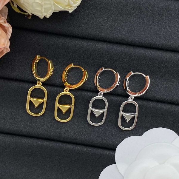 Classic Hoop Earrings Womens Gold Hip-hop Designer Earrings for Wedding Birthday Gift Jewelry
Classic Hoop Earrings Womens Gold Hip-hop Designer Earrings for Wedding Birthday Gift Jewelry