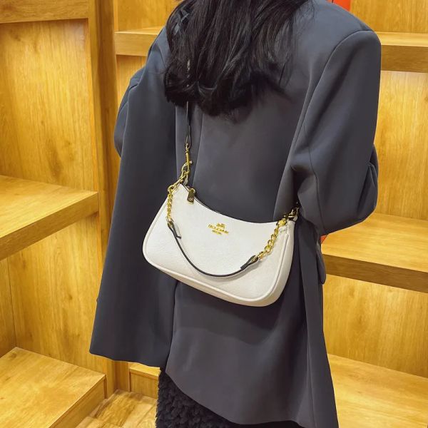 Designer Bag Fashion Classic Old Flower Medium Shoulder Bag Crossbody Women's Mini Crescent Bags - Spring Summer Luxury Textured Nicole Purse with Free Shipping, Black
Designer Bag Fashion Classic Old Flower Medium Shoulder Bag Crossbody Women's Mini Crescent Bags - Spring Summer Luxury Textured Nicole Purse with Free Shipping, Black