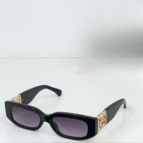 Top Rhinestone Desi…