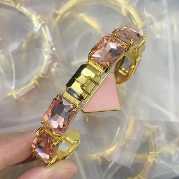 Bracelet Classic Bracelet Designer for Women Copper Gold Plated Fashion Zircon Bracelet Bangle for Jewelry Party Gift
Bracelet Classic Bracelet Designer for Women Copper Gold Plated Fashion Zircon Bracelet Bangle for Jewelry Party Gift