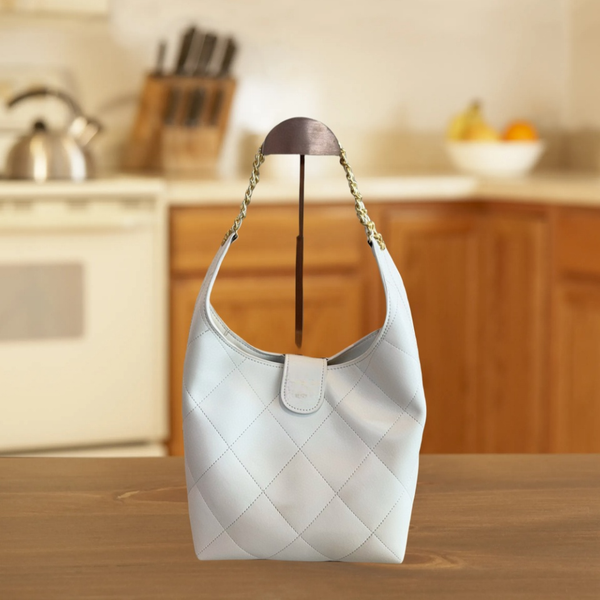 Designer style large opening single button convenient and fashionable small bag -CN8068, Cn8068-1
Designer style large opening single button convenient and fashionable small bag -CN8068, Cn8068-1