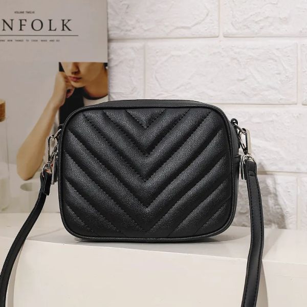 Designer Bag Shoulder Bag Fashion Luxury Bag Crossbody Purse Designer Versatile and trendy women's bag diamond grid shoulder bag, Fuchsia
Designer Bag Shoulder Bag Fashion Luxury Bag Crossbody Purse Designer Versatile and trendy women's bag diamond grid shoulder bag, Fuchsia