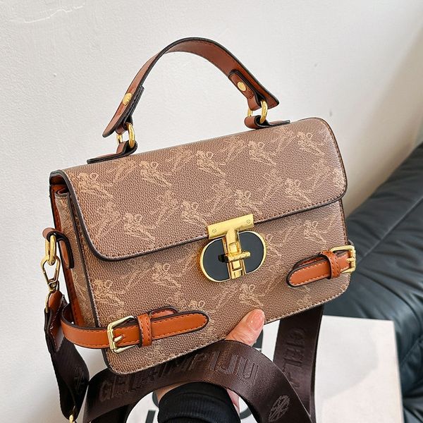 Designer Bags Luxury Handbags Printed Tote Bags Trendy Shoulder Bags Crossbody Bags Beach Bags Shoulder Bags, Khaki
Designer Bags Luxury Handbags Printed Tote Bags Trendy Shoulder Bags Crossbody Bags Beach Bags Shoulder Bags, Khaki