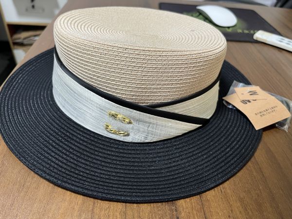 Contrast Straw Hat …