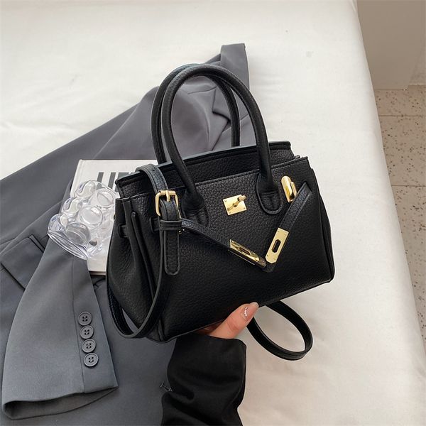 Designer Bags Luxury Shoulder Birkin bag Crossbody Ladies Fashion Mini Bag High Quality Leather New 2025 Medium Handbag, #1
Designer Bags Luxury Shoulder Birkin bag Crossbody Ladies Fashion Mini Bag High Quality Leather New 2025 Medium Handbag, #1