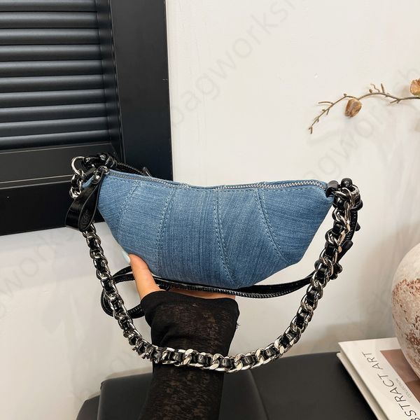 Free Shipping Luxury Handbag Women's Bag 2025 New High-End Underarm Chain Bag Fashionable Single Shoulder Crossbody Croissant Bag, Silver
Free Shipping Luxury Handbag Women's Bag 2025 New High-End Underarm Chain Bag Fashionable Single Shoulder Crossbody Croissant Bag, Silver