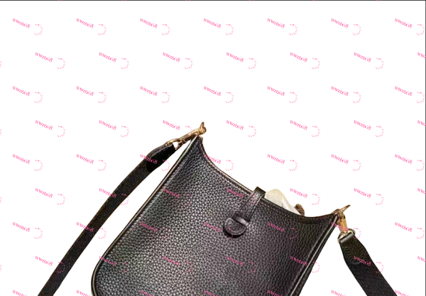 designer bag Luxury bags Handbags Totes Fashion Women New style Shoulder Bags Classic Baguette Tote Messenger Purses Totes with box free ship AAAAA, Orange
designer bag Luxury bags Handbags Totes Fashion Women New style Shoulder Bags Classic Baguette Tote Messenger Purses Totes with box free ship AAAAA, Orange