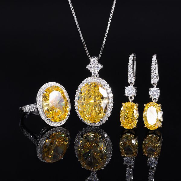Opulent Bridal Accessory Eye-catching Ice-Cut Necklace Featuring a Massive Central Gemstone, Lemon yellow
Opulent Bridal Accessory Eye-catching Ice-Cut Necklace Featuring a Massive Central Gemstone, Lemon yellow