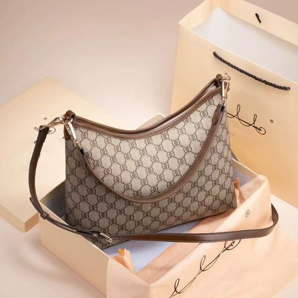 Designer Bag Fashion Luxury Shoulder Crossbody Bag for Women Mini Purse, High Quality Leather with Zipper, 2025 New Armpit Medium, #9
Designer Bag Fashion Luxury Shoulder Crossbody Bag for Women Mini Purse, High Quality Leather with Zipper, 2025 New Armpit Medium, #9