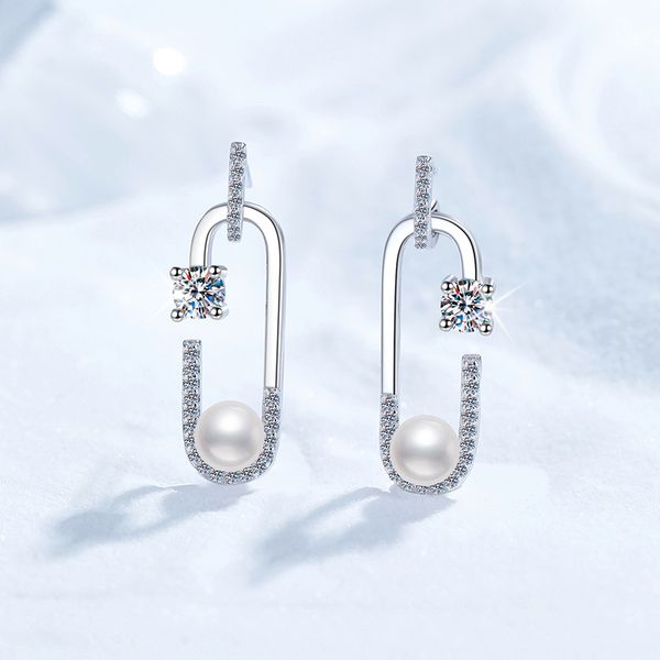 S925 Sterling Silver Stud Earrings with Moissanite and Natural Freshwater Pearls, High-End Personalized Earrings, Women's Fashion Stud Earrings, Wholesale
S925 Sterling Silver Stud Earrings with Moissanite and Natural Freshwater Pearls, High-End Personalized Earrings, Women's Fashion Stud Earrings, Wholesale