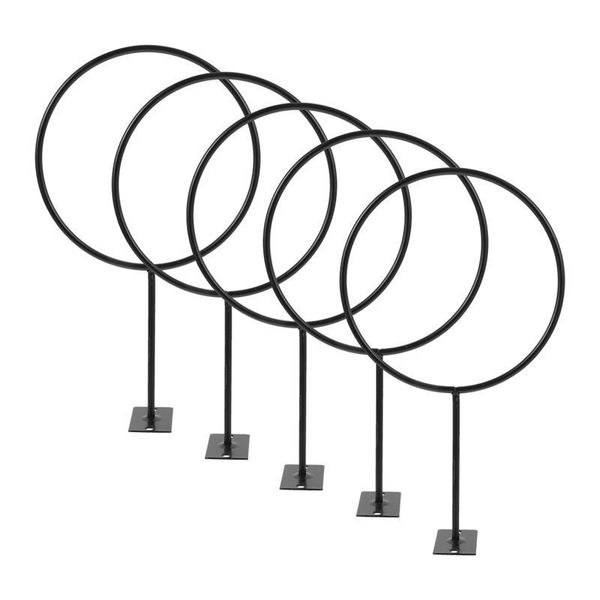 Wrought iron spot on the wall, ball rack, thick hat ring, wig bracket, football, basketball, ball rack, support display stand
Wrought iron spot on the wall, ball rack, thick hat ring, wig bracket, football, basketball, ball rack, support display stand
