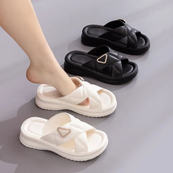 Hot Free Shipping Designer Slippers Outdoor Indoor Shower Room Casual Sandals Breathable Fashion Sliders for Woman, Colour2
Hot Free Shipping Designer Slippers Outdoor Indoor Shower Room Casual Sandals Breathable Fashion Sliders for Woman, Colour2